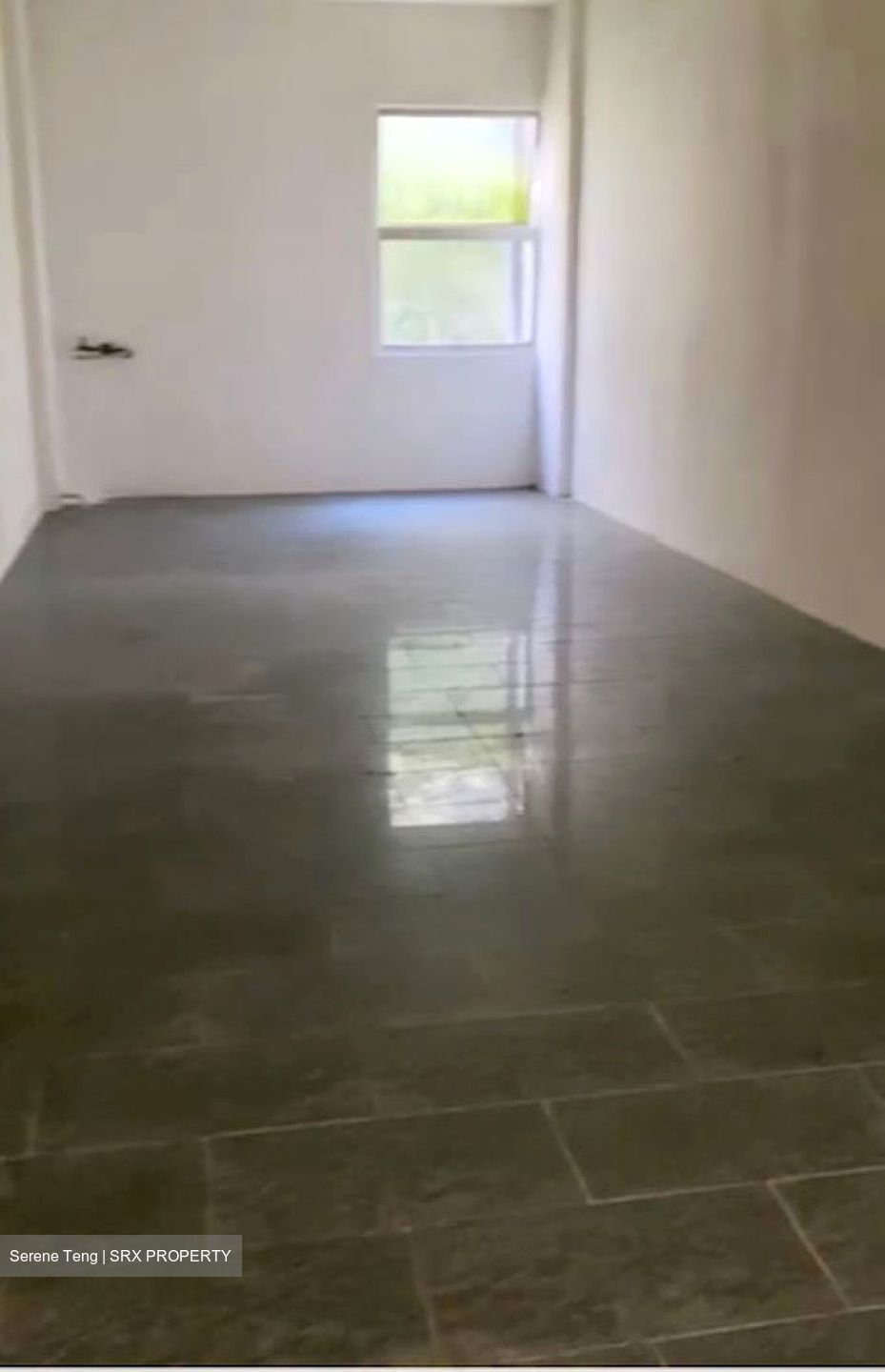 Roxy Square (D15), Retail #496712681